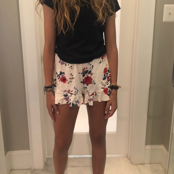 floral american eagle high waisted shorts - Picture 2 of 3